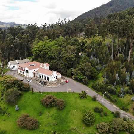 Hotel Boutique El Libertador Zipaquirá Екстериор снимка