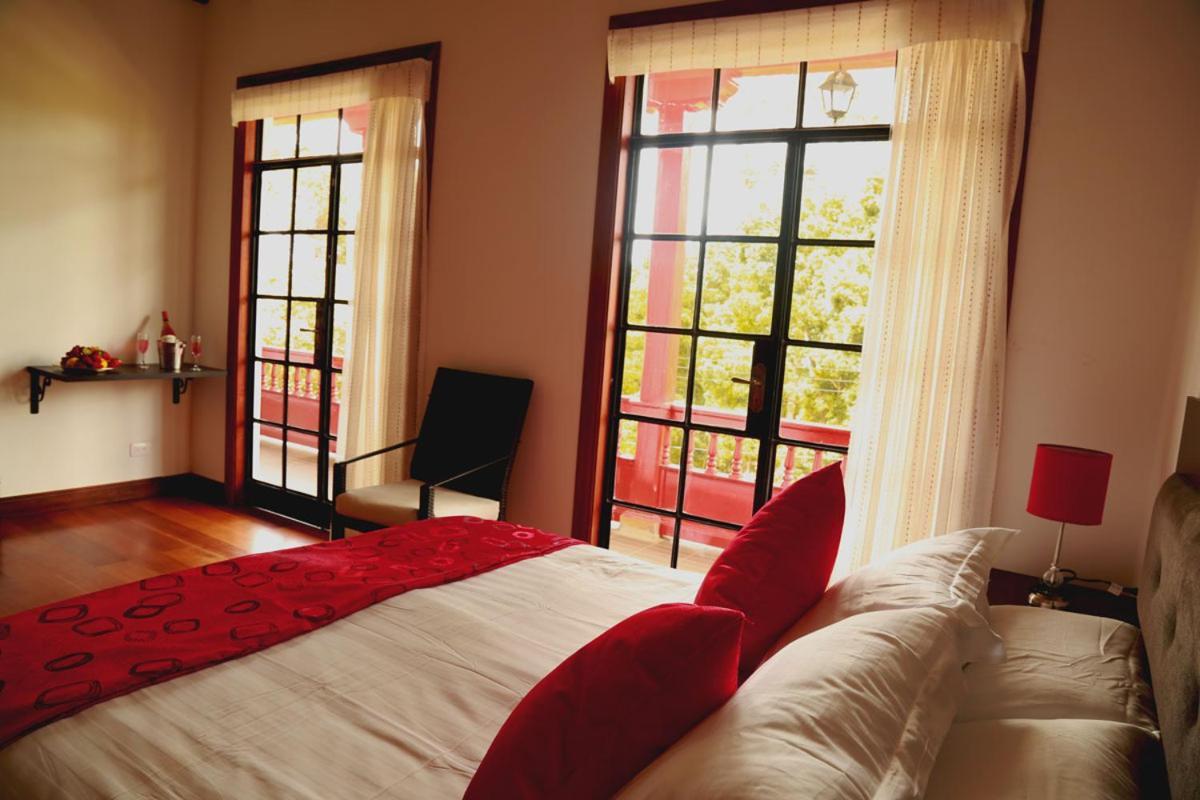 Hotel Boutique El Libertador Zipaquirá Екстериор снимка