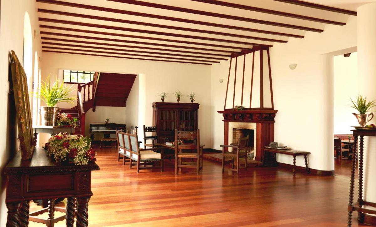 Hotel Boutique El Libertador Zipaquirá Екстериор снимка