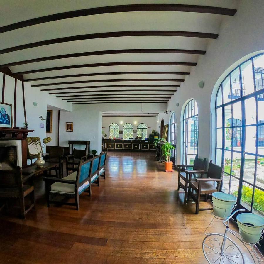 Hotel Boutique El Libertador Zipaquirá Екстериор снимка