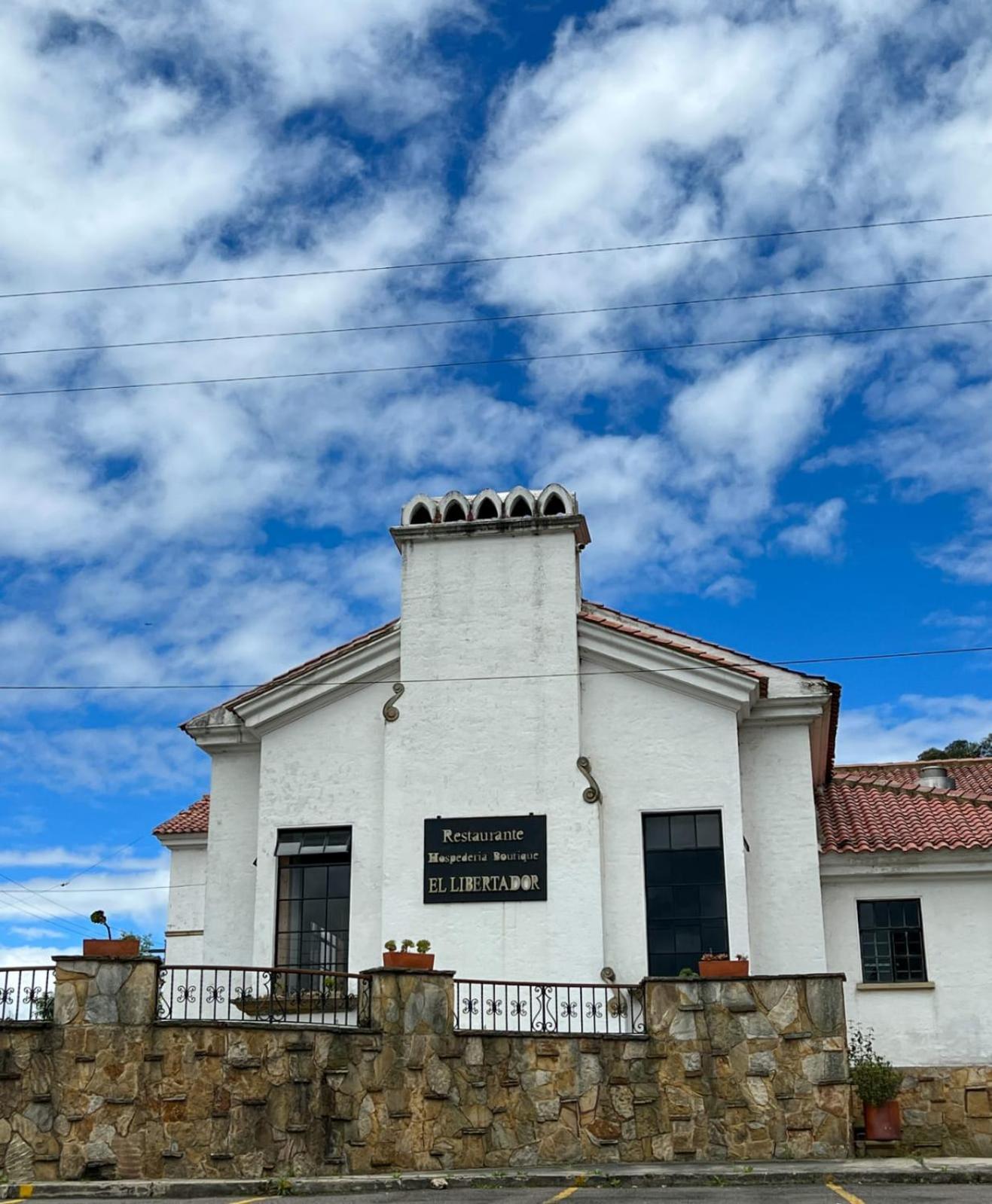 Hotel Boutique El Libertador Zipaquirá Екстериор снимка